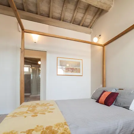 Top-floor Flat Close To Arno Florence